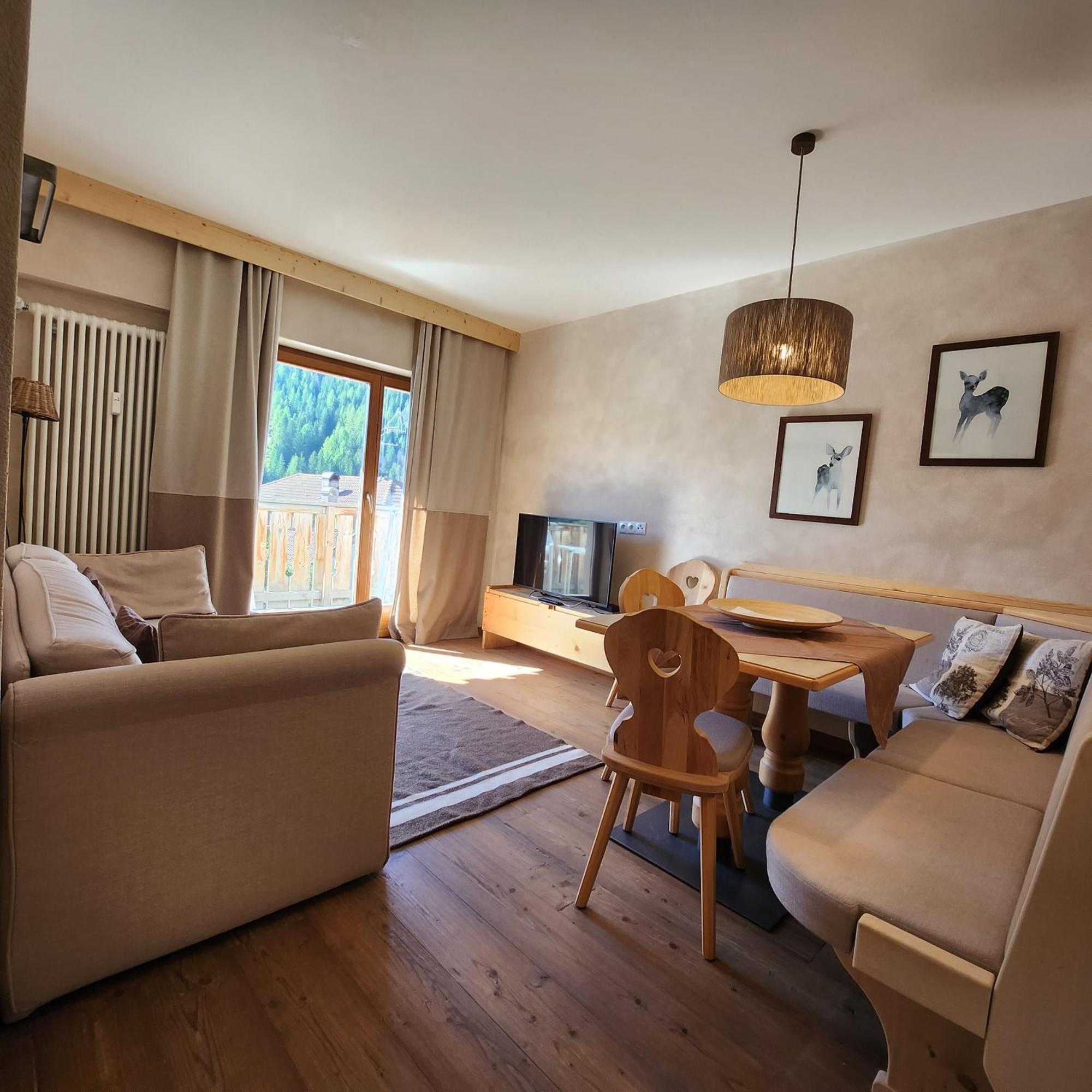 סאן קאסיאנו Family And Wellness Residence Ciasa Antersies חדר תמונה