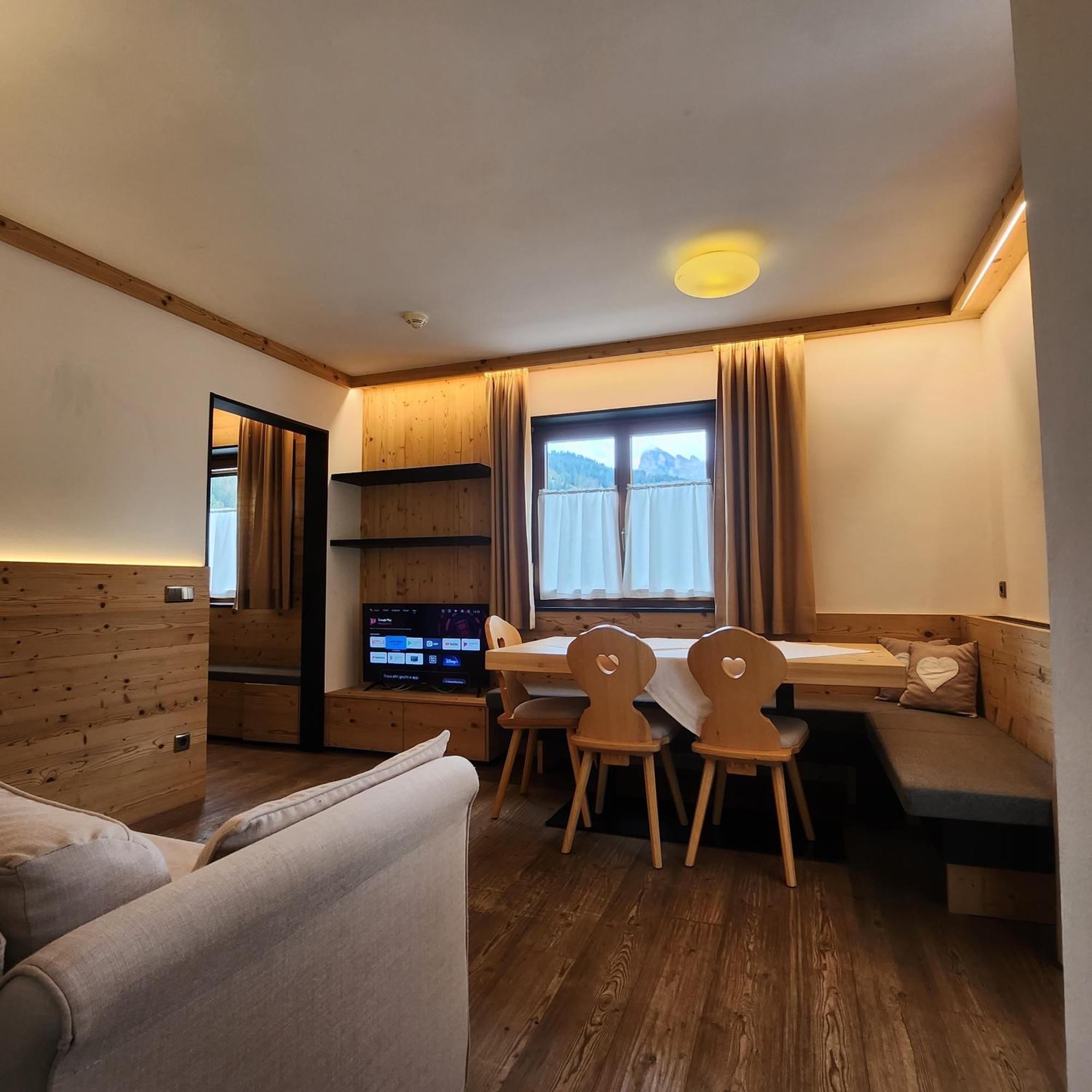 סאן קאסיאנו Family And Wellness Residence Ciasa Antersies מראה חיצוני תמונה
